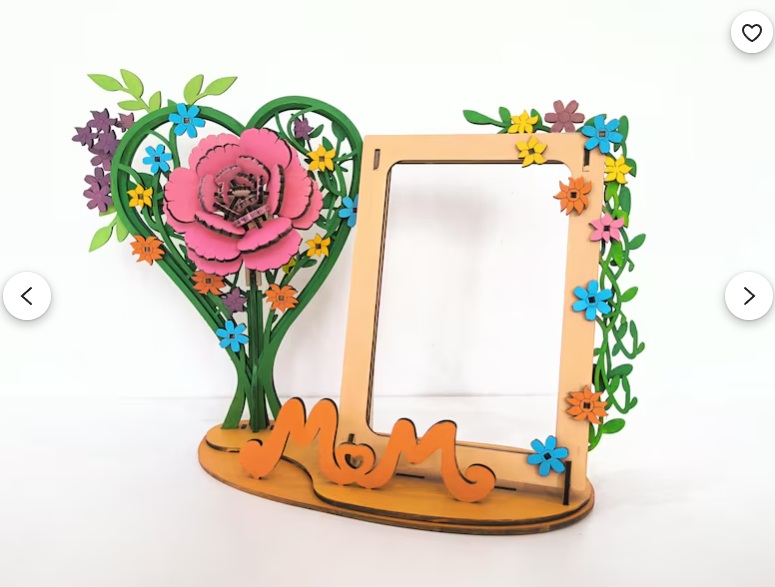 Marco Floral para Mamá – Vector para corte láser con diseño delicado - Imagen 3