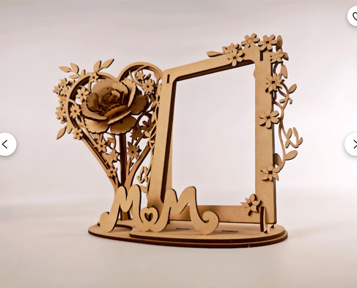 Marco Floral para Mamá – Vector para corte láser con diseño delicado