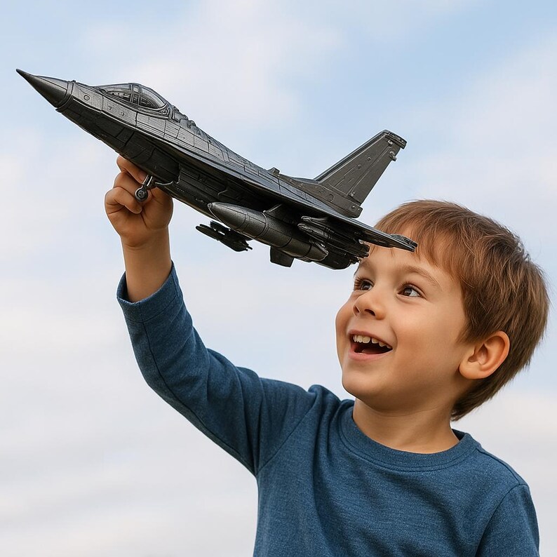 Modelo de Avión de Combate 3D en Capas + instrucciones para Corte Láser - Imagen 4