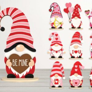 Gnomos románticos de mesa en madera – Colección láser con mensajes y detalles de amor