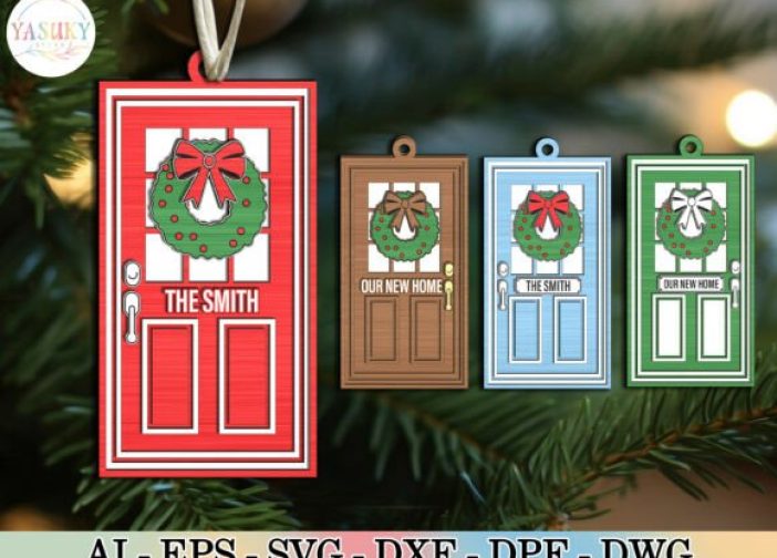 Adorno de puerta navideña para casa nueva
