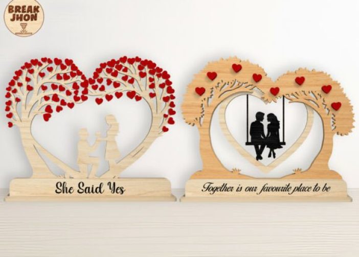 Decoración con forma de pareja de árboles de corazones