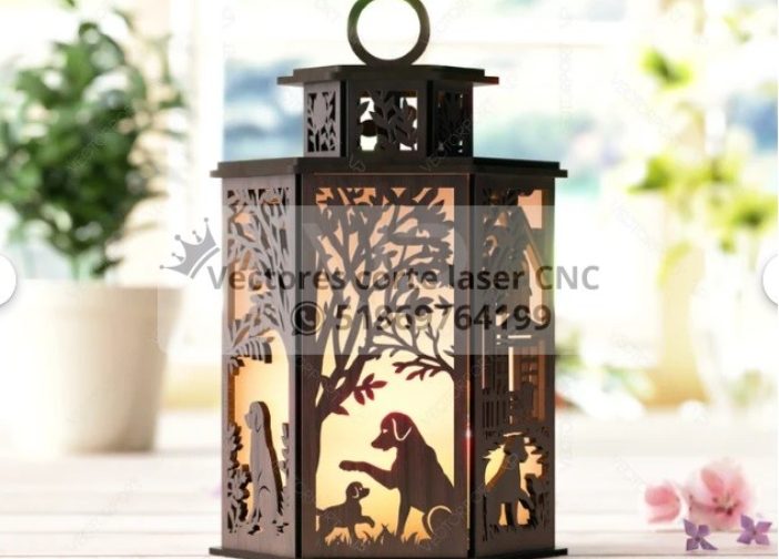 Farol de bosque con silueta de cachorro