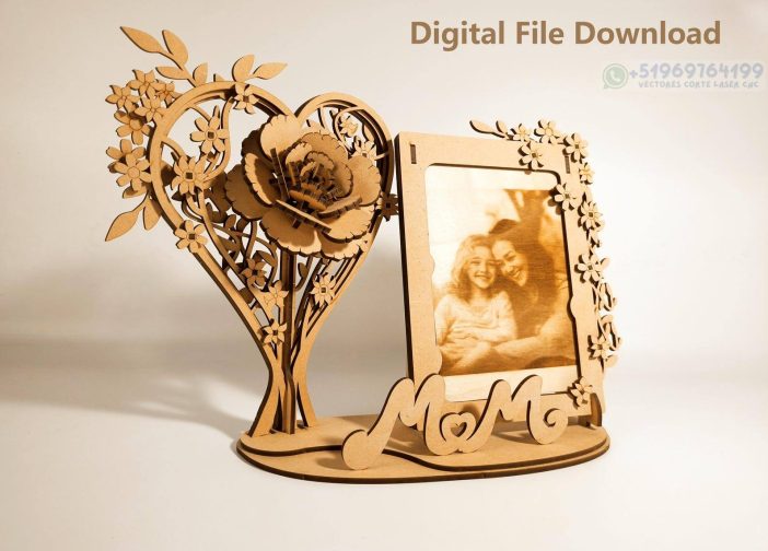 Marco de fotos de corazon floral