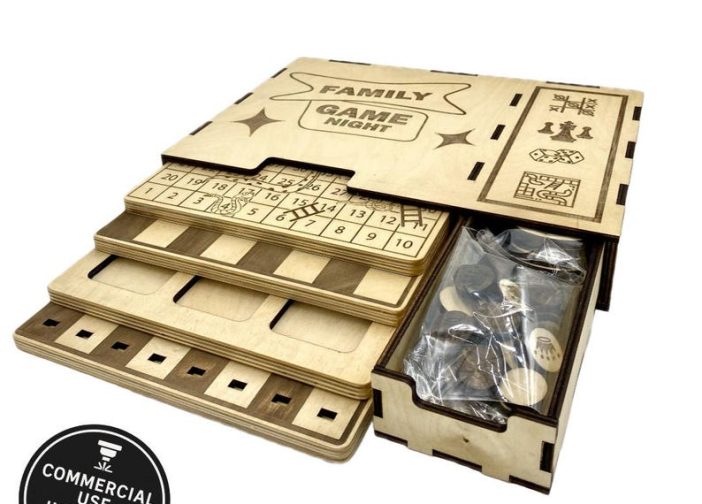 Paquete de juegos de mesa serpientes y escaleras, ajedrez, damas, tres en raya + estuche